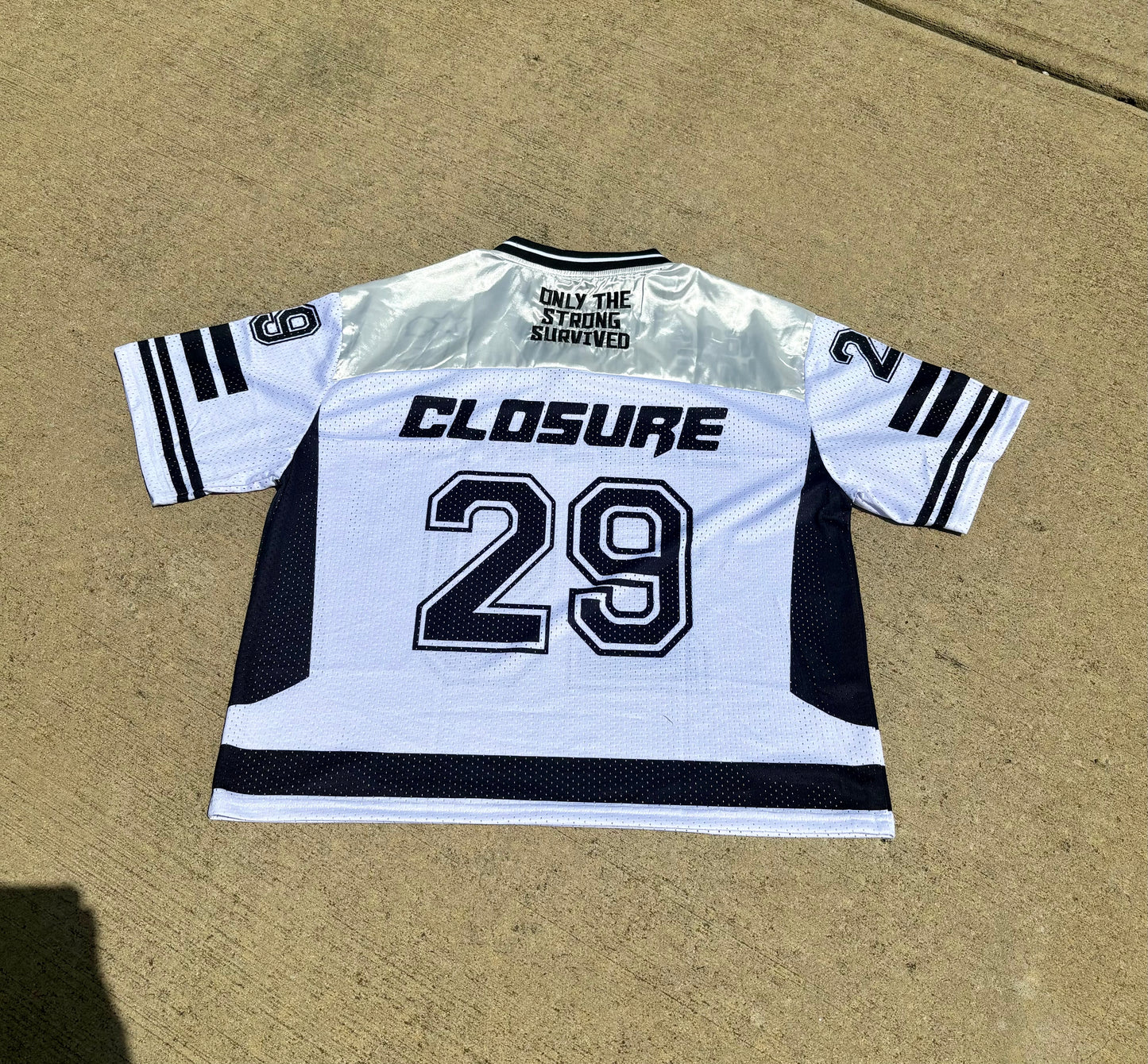 (White & black) Cw Crop Jersey