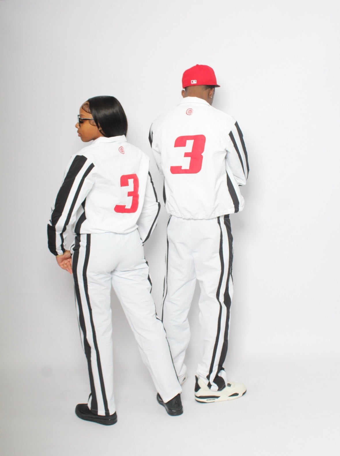 (Closure nylon Tracksuit)       white, red,black